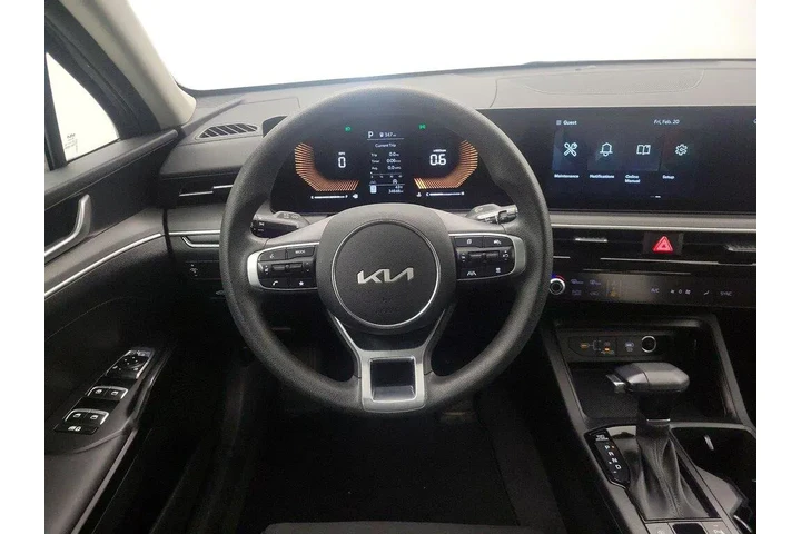 $22998 : Kia K5 2025 LXS 4dr Sedan image 10