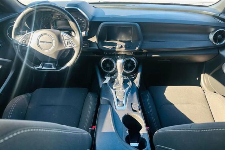 $20000 : 2018 Camaro LT image 6