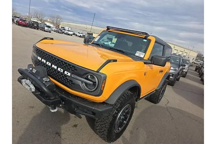 $30999 : Ford Bronco 2021 4x4 Badland image 1