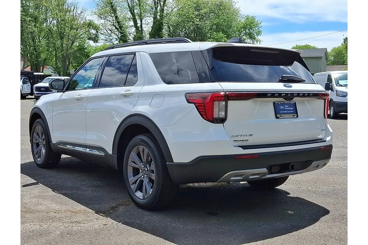 $39299 : Ford Explorer 2025 AWD Activ image 5