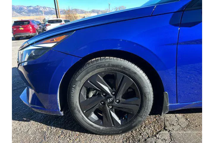 $18624 : Hyundai ELANTRA 2022 SEL 4dr image 10