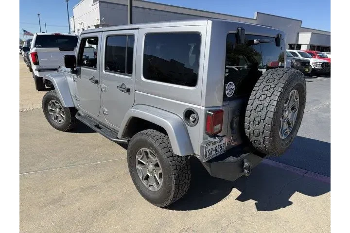 $25898 : Jeep Wrangler Unlimited 2017 image 5