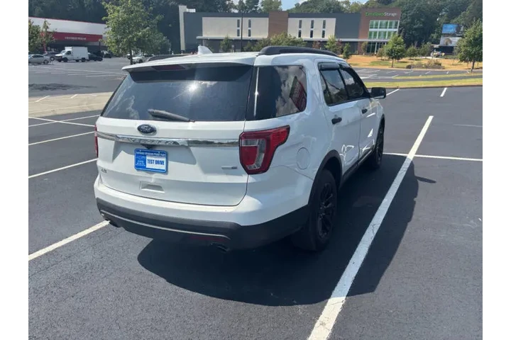 $15000 : 2016 Explorer image 6