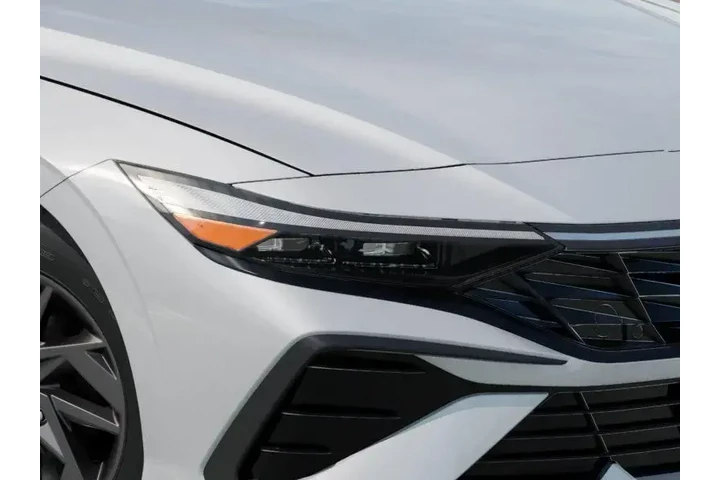 $27710 : Hyundai ELANTRA Hybrid 2025 image 7