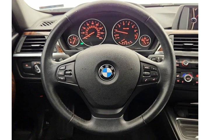 $14998 : BMW 3 Series 2014 AWD 320i x image 10