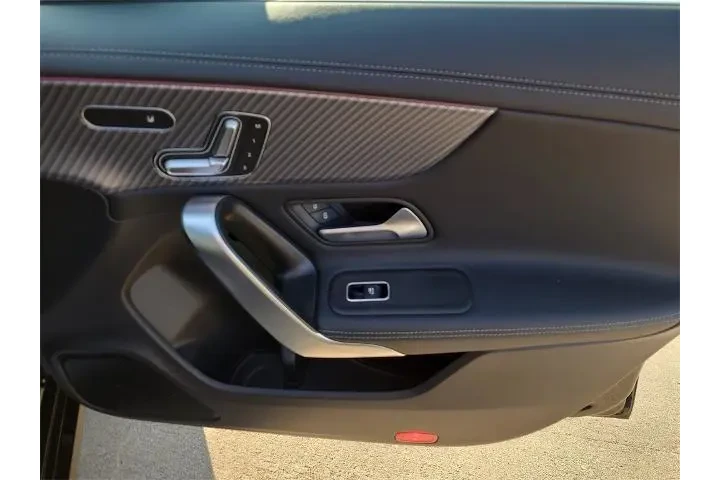 $38489 : Mercedes-Benz CLA 2025 AWD C image 9