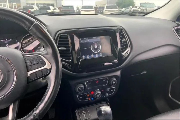 $11788 : Jeep Compass 2019 Latitude 4 image 6