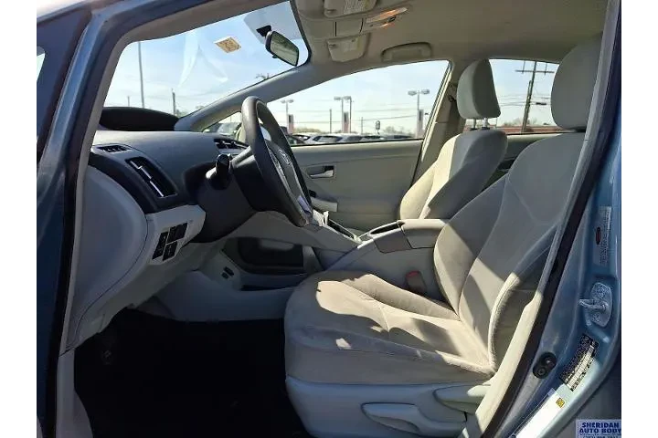 $13575 : Toyota Prius 2014 One 4dr Ha image 10