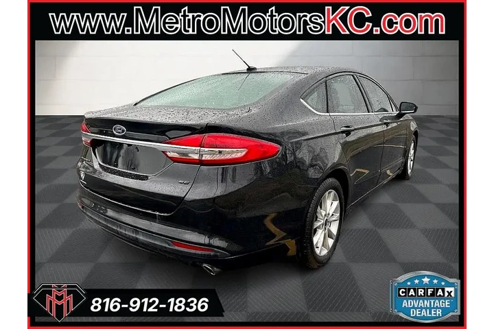 $15989 : 2017 Fusion SE FWD image 5