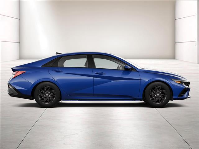 $28015 : New 2024 Hyundai ELANTRA HYBR image 9