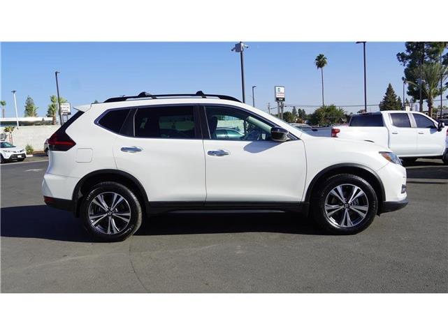 $19300 : 2018 Rogue SV image 5