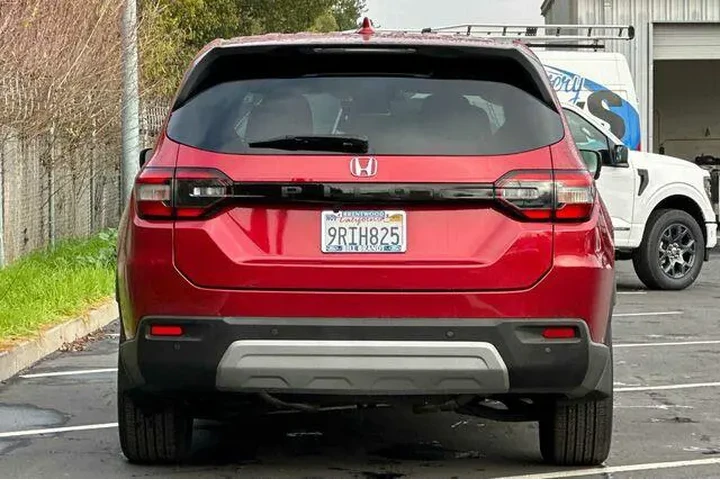 $37906 : Honda Pilot 2024 EX-L 4dr SU image 8