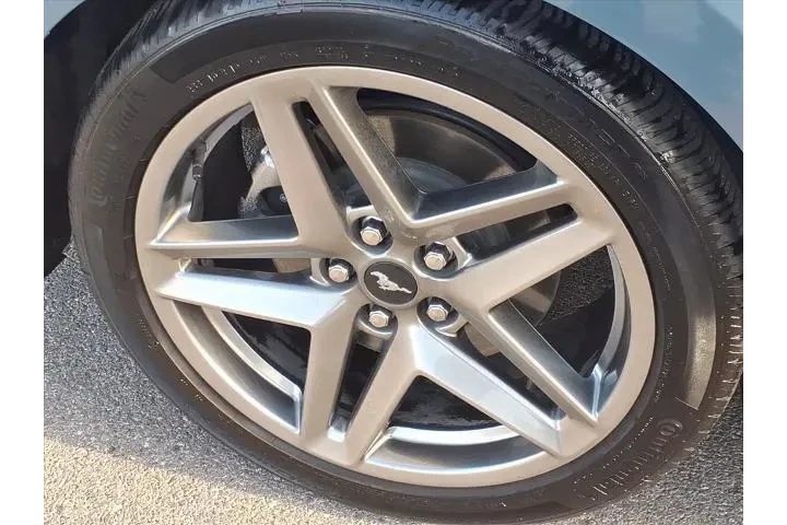 $31579 : Ford Mustang 2024 EcoBoost 2 image 6