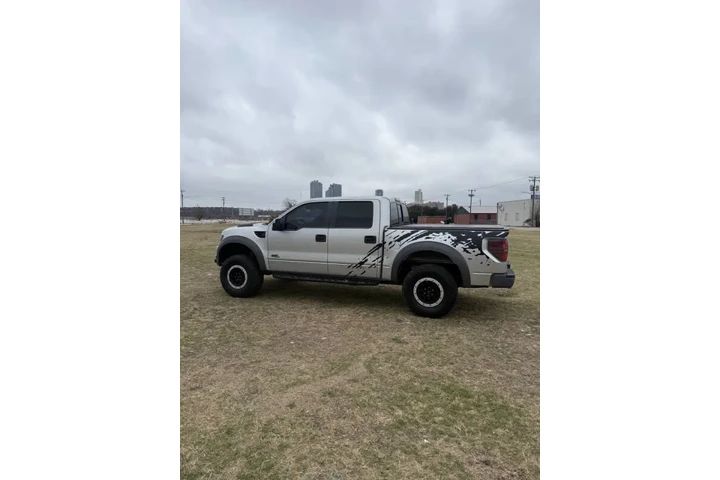 $25900 : 2014 F-150 SVT Raptor image 10