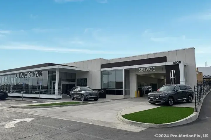 $30900 : Tesla Model Y 2023 AWD Long image 10