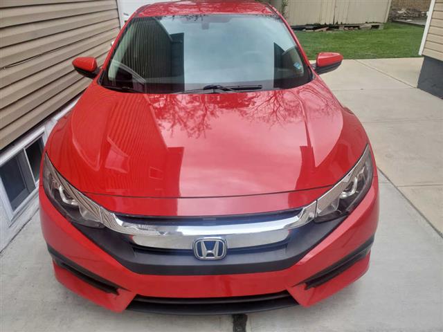 $14000 : 2018 Honda Civic LX image 1
