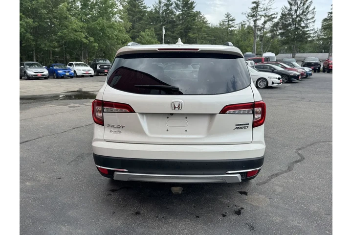 $23885 : 2019 Pilot Touring 7-Passenger image 8