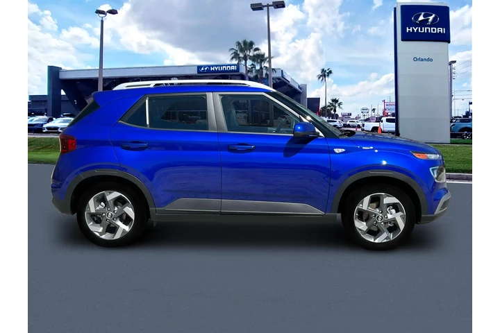 $19593 : Hyundai VENUE 2024 SEL 4dr C image 9