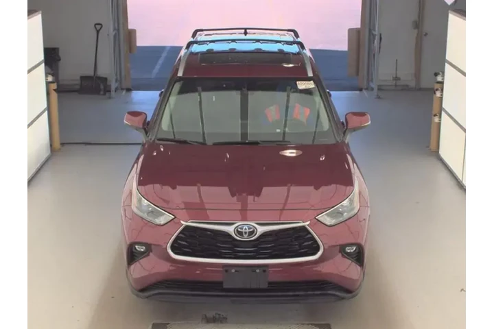 $36699 : Toyota Highlander 2023 AWD L image 3