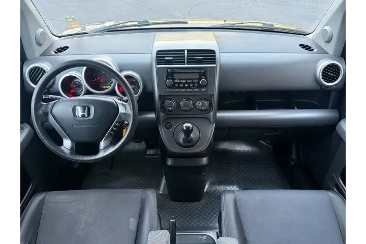 $6199 : Honda Element 2005 AWD EX 4d image 7