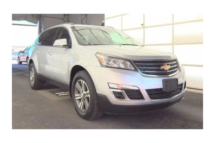 $9450 : Chevrolet Traverse 2016 LT 4 image 2