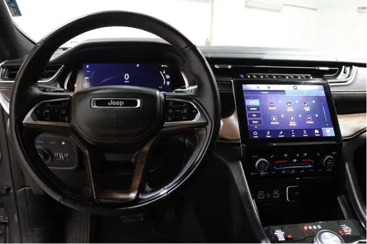 $29998 : Jeep Grand Cherokee 2022 4x4 image 8