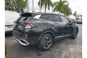 $19490 : Kia Sportage Hybrid 2023 LX thumbnail