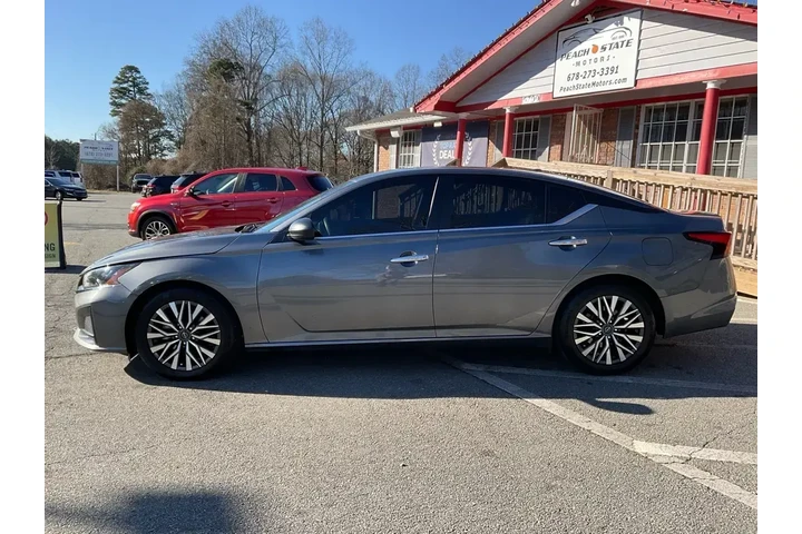 $17985 : Nissan Altima 2024 2.5 SV 4d image 8