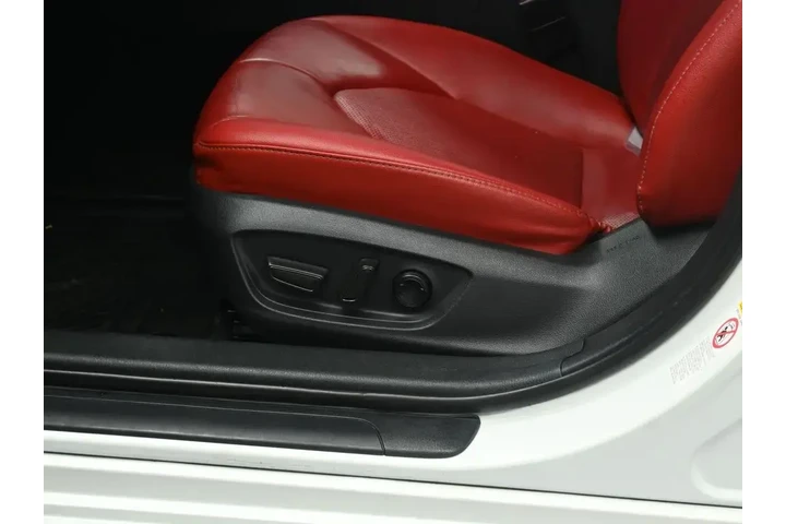 $17669 : Toyota Camry 2018 XSE 4dr Se image 10