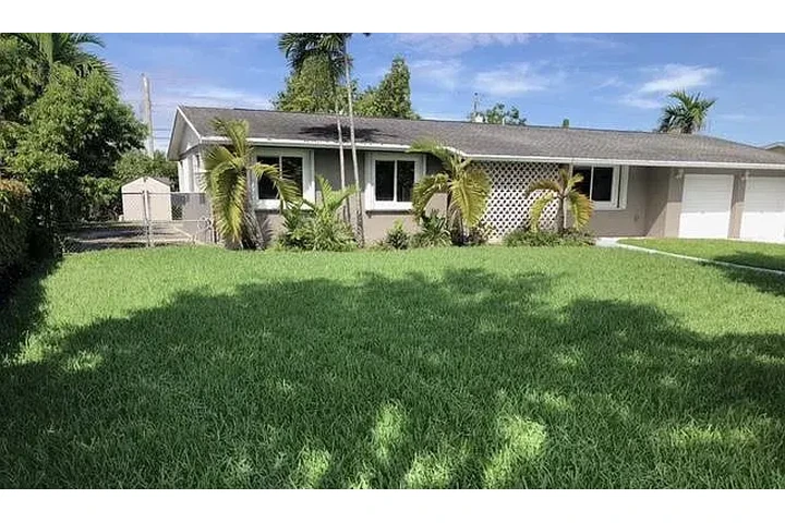 $2500 : HOUSE FOR RENT IN MAIMI FL image 8