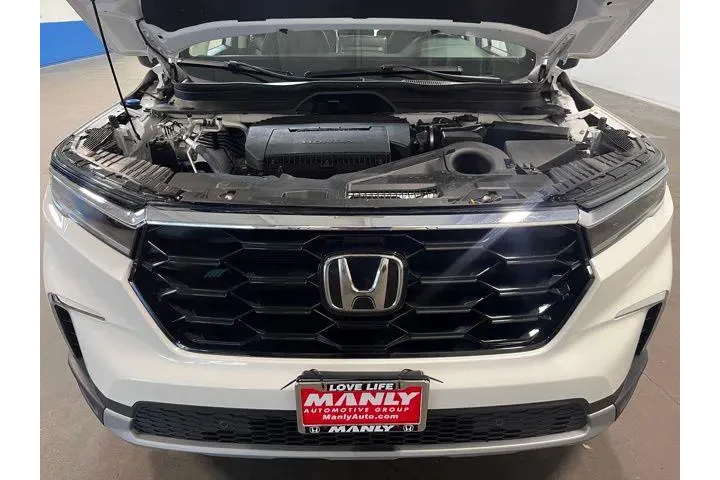 $39981 : Honda Pilot 2024 Touring 4dr image 9