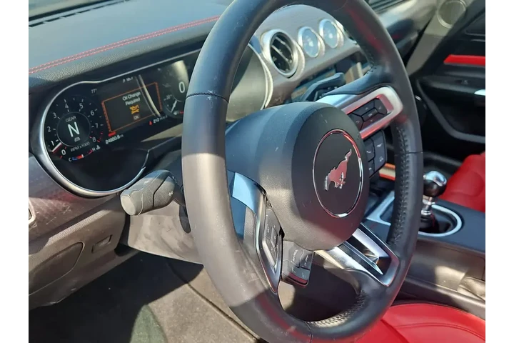 $37000 : Ford Mustang 2019 GT 2dr Fas image 2