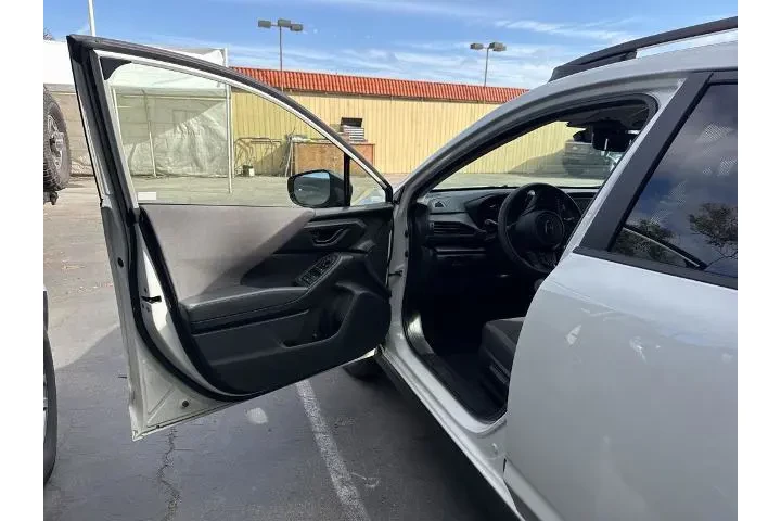 $27282 : Subaru Crosstrek 2025 AWD Pr image 5