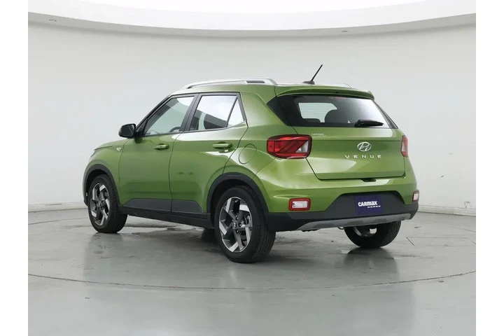 $20998 : Hyundai VENUE 2024 SEL 4dr C image 2