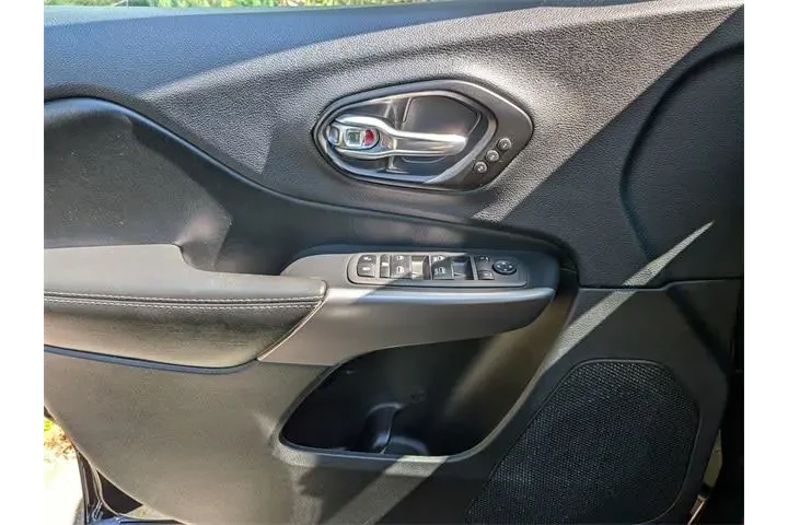 $24958 : Jeep Cherokee 2022 4x4 Limit image 10