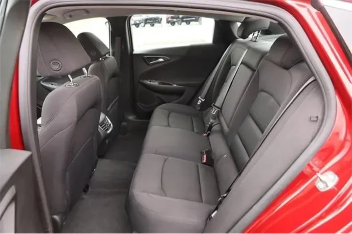 $20950 : Chevrolet Malibu 2024 LT 4dr image 9