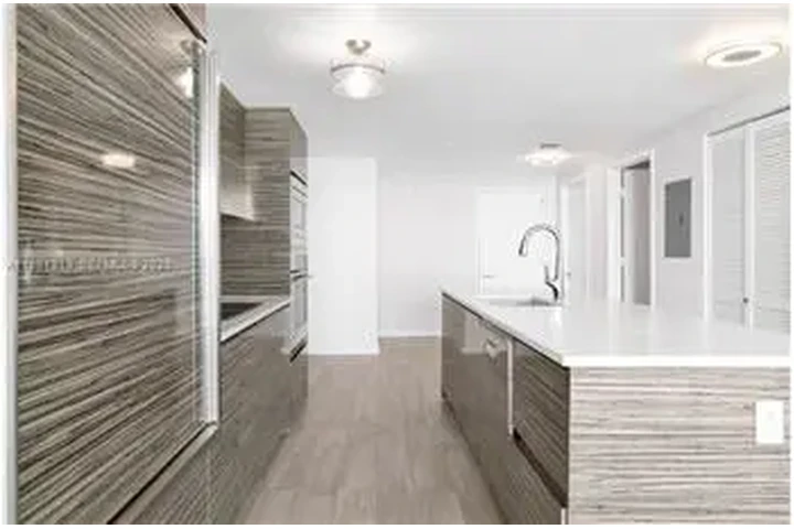 $4900 : Rental property with 2 bedro image 2