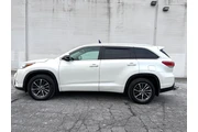 $20888 : 2018 Highlander XLE V6 AWD (N thumbnail