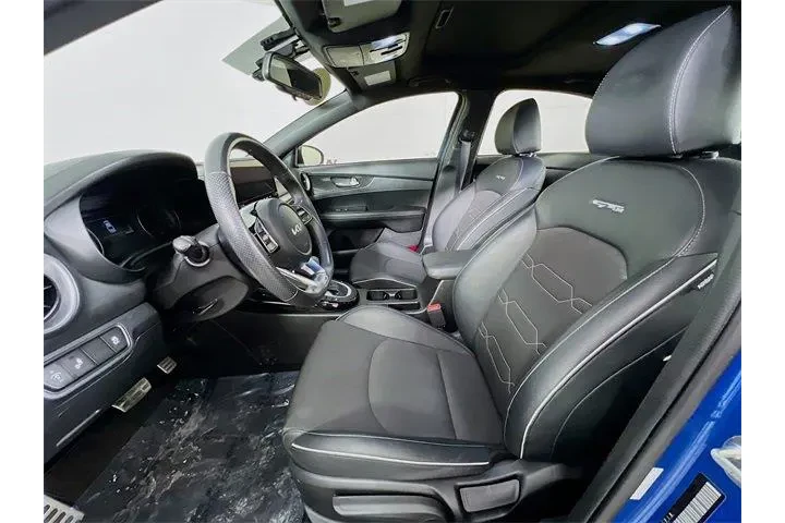 $24988 : Kia Forte 2024 GT-Line 4dr S image 10