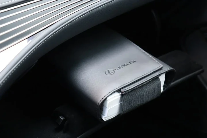 $47993 : 2020 LS 500 image 1