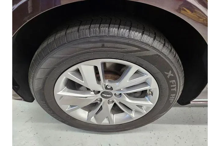 $30592 : Genesis GV70 2022 AWD 2.5T S image 10