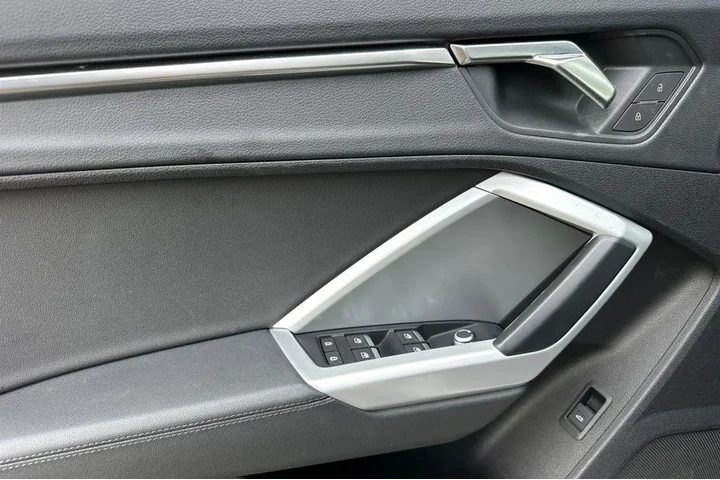 $27400 : Audi Q3 2023 AWD quattro Pre image 10