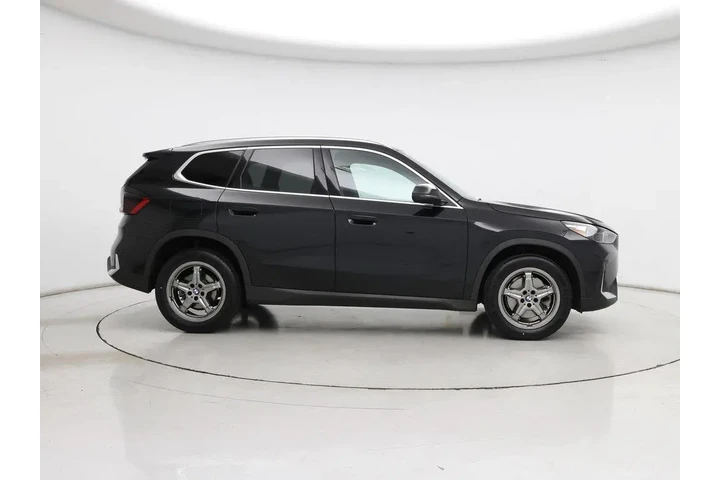 $31998 : BMW X1 2023 AWD xDrive28i 4d image 7