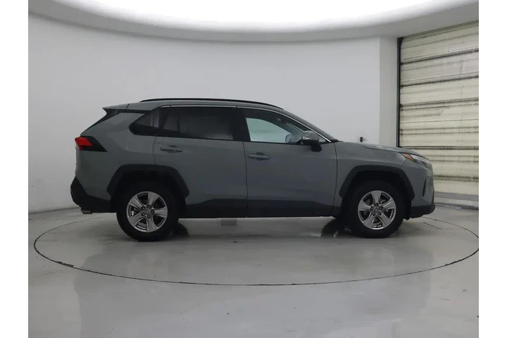 $26998 : Toyota RAV4 2023 AWD XLE 4dr image 7