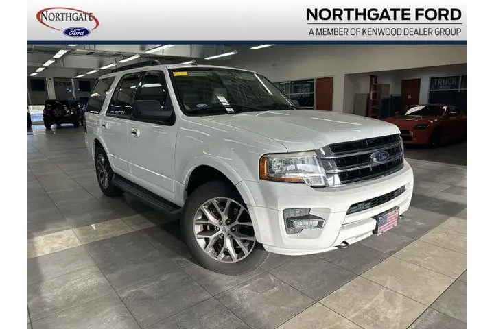 $13500 : Ford Expedition 2016 4x4 XLT image 1