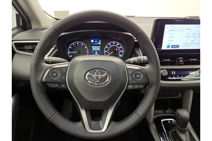 $16998 : Toyota Corolla Cross 2024 LE image 10