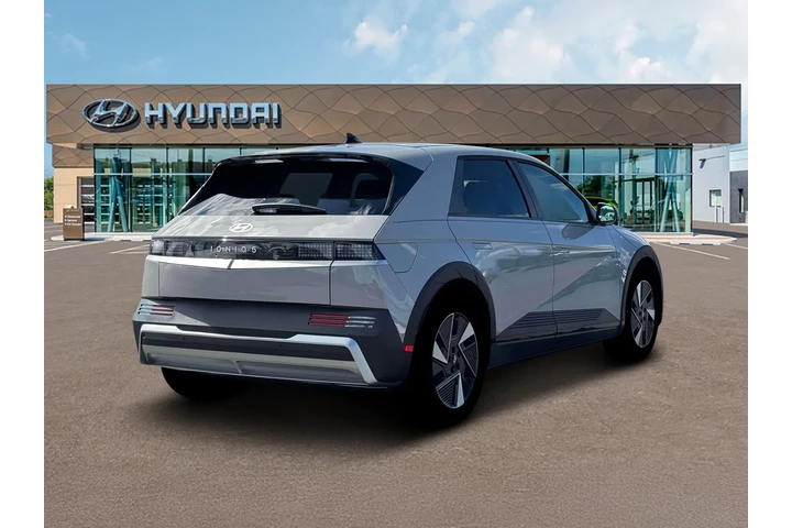 $29999 : Hyundai IONIQ 5 2026 SE Stan image 7