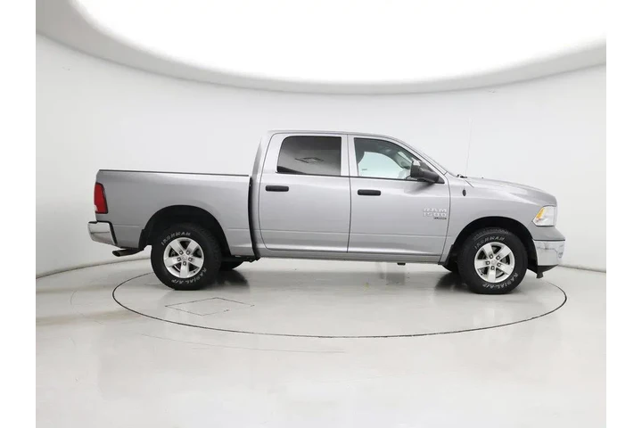 $25998 : Ram 1500 Classic 2023 4x4 SL image 7