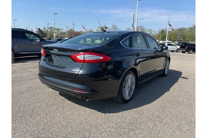 $7999 : Ford Fusion 2015 SE 4dr Seda image 4