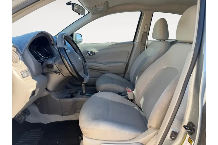 $10500 : Nissan Versa 2013 1.6 S 4dr image 3